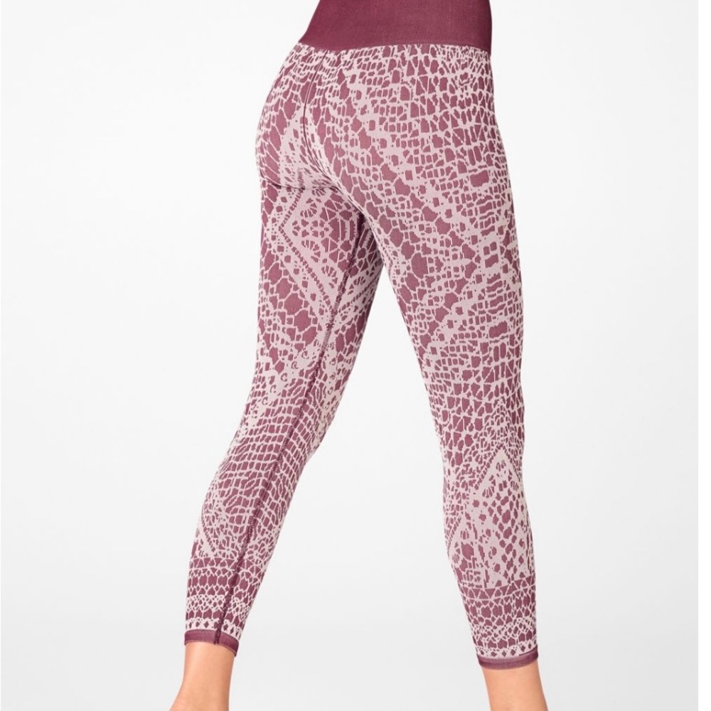 Fabletics Patterned Leggings in Burgundy and Cream
